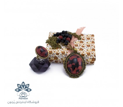 نیم‌ست رو مانتویی گردنبند و انگشتر آذرمهر