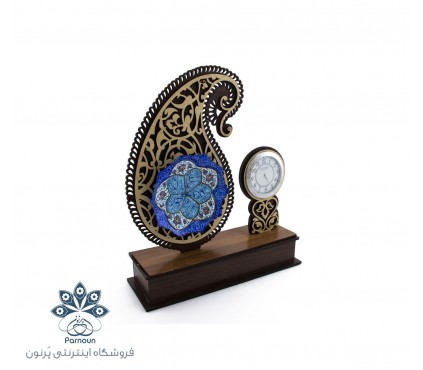 تندیس بته جقه و مینا همراه ساعت