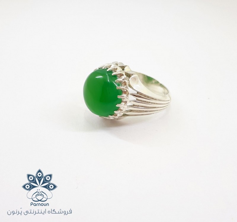 انگشتر عقیق سبز معدنی