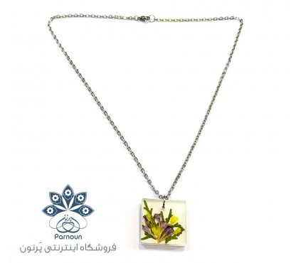 گردنبند رزین و گل طبیعی بهارناز