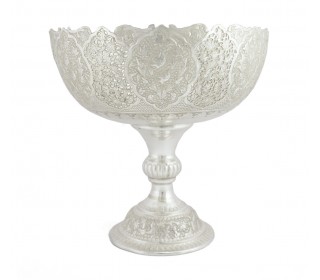 کاسه پایه دار طرح نقره قلمزنی و مشبک کاری شده با بهترین کیفیت