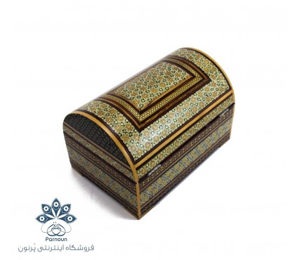 صندوقچه چوبی خاتم کاری شده با پوشش داخلی مخملی با رنگ قرمز