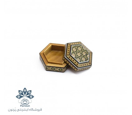 جعبه چوبی انگشتر خاتم‌کاری شده