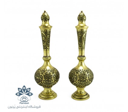 جفت تنگ برنجی 34 سانتی با قلمزنی گل و مرغ و سیاه قلم