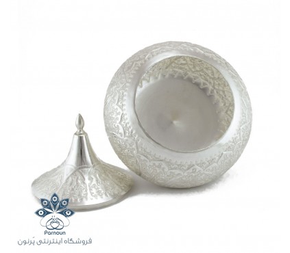 شکلات خوری نقره نما با طرح قلمزنی گل و مرغ