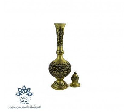 جفت تنگ برنجی 34 سانتی با قلمزنی گل و مرغ و سیاه قلم