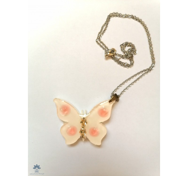 گردن آویز رزین پروانه