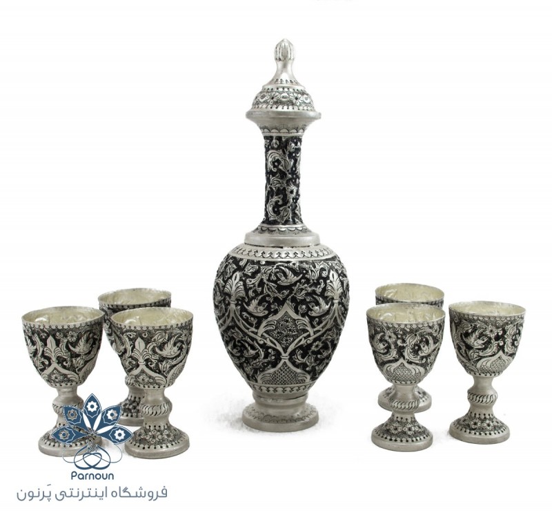 تنگ و جام شراب خوری قلمزنی طرح نقره پتینه کاری شده
