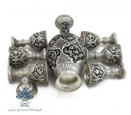 تنگ و جام شراب خوری قلمزنی طرح نقره پتینه کاری شده