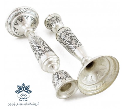 شمعدان طرح نقره قلمزنی شده اصفهان با ارتفاع 26 سانتیمتر