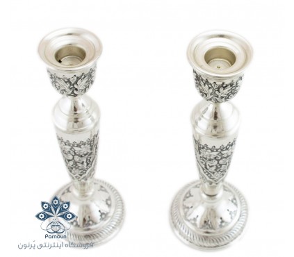 شمعدان طرح نقره قلمزنی شده اصفهان با ارتفاع 26 سانتیمتر
