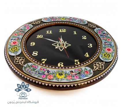 ساعت خاتم و نقاشی مدل گرد با  قطر 43 سانت ساخته شده با چوب گردو