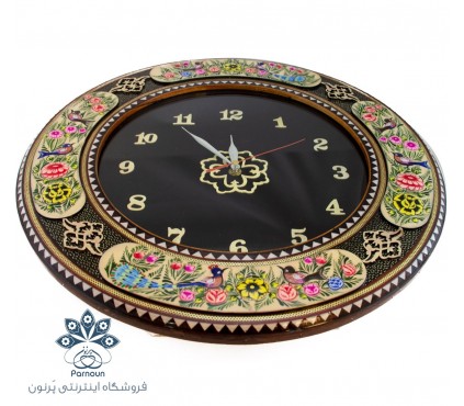 ساعت خاتم و نقاشی مدل گرد با  قطر 43 سانت ساخته شده با چوب گردو