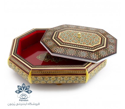 شکلات خوری 8 ضلعی چوبی خاتم‌کاری شده اصفهان با پوشش مخمل قرمز
