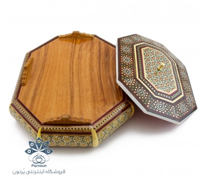 شکلات خوری 8 ضلعی چوبی خاتم‌کاری شده اصفهان با پوشش مخمل قرمز