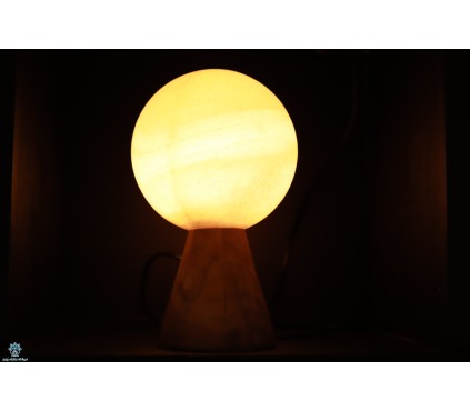 آباژور سنگ نمک گوی با پایه مخروطی سایز متوسط