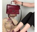 کیف دوشی زنانه مدل پریماه