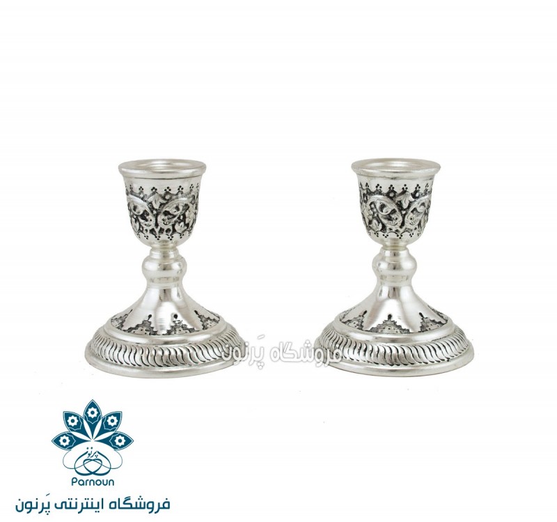 شمعدان طرح نقره پایه کوتاه