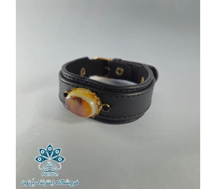 دستبند چرم