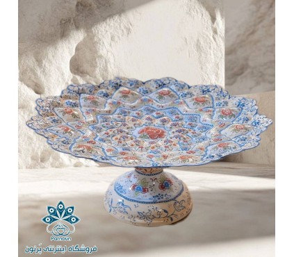شیرینی خوری پایه دار مسی میناکاری با طرح گل های ختایی