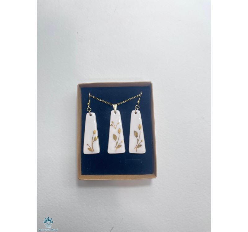 نیم ست برگ های طلایی